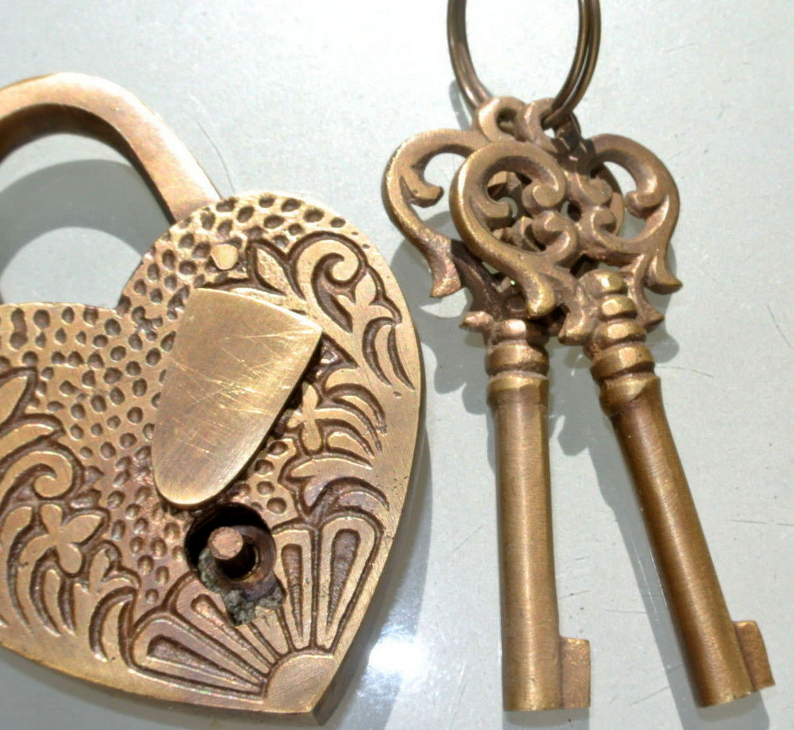 HEART LOVE PADLOCK  EMBOSSED 3 Vintage style antique shape solid brass 2  keys heavy lock works - Watson Brass - Javanese Handicrafts & Accessories