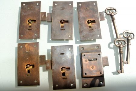 6 flush locks Vintage stye antique look solid heavy brass aged 2 key lock works 2.1/2"