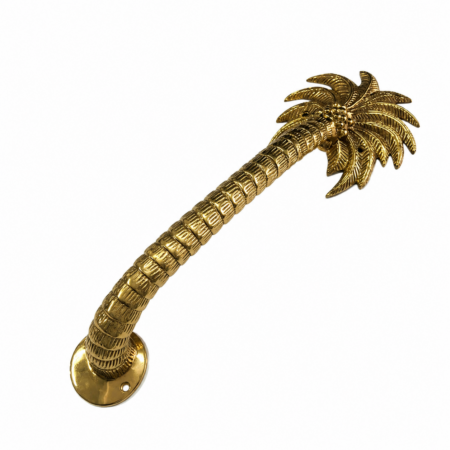 Features Heavy weight cast brass construction Large 16" inch palm tree design Handmade rustic vintage finish Curved palm trunk grab handle Solid brass appearance with hollow casting construction Suitable for front doors, gates, bars, resorts, and feature entrances Screws included Available Finishes Polished Brass Antique Brass 2 Colour Antique Antique Green Antique Silver Dimensions Length: 16" inches (40 cm) Width: 5" inches (12 cm) Projection: 9 cm Description Beautiful handcrafted palm tree door pull handle made from heavy cast brass. Designed in a vintage tropical style with detailed palm leaves and textured trunk. A perfect feature handle for large doors and rustic interiors. Strong, decorative, and very unusual design that looks stunning on oversized timber doors or resort-style entrances. Old style antique appearance with handmade character and finish variations that make every piece unique.